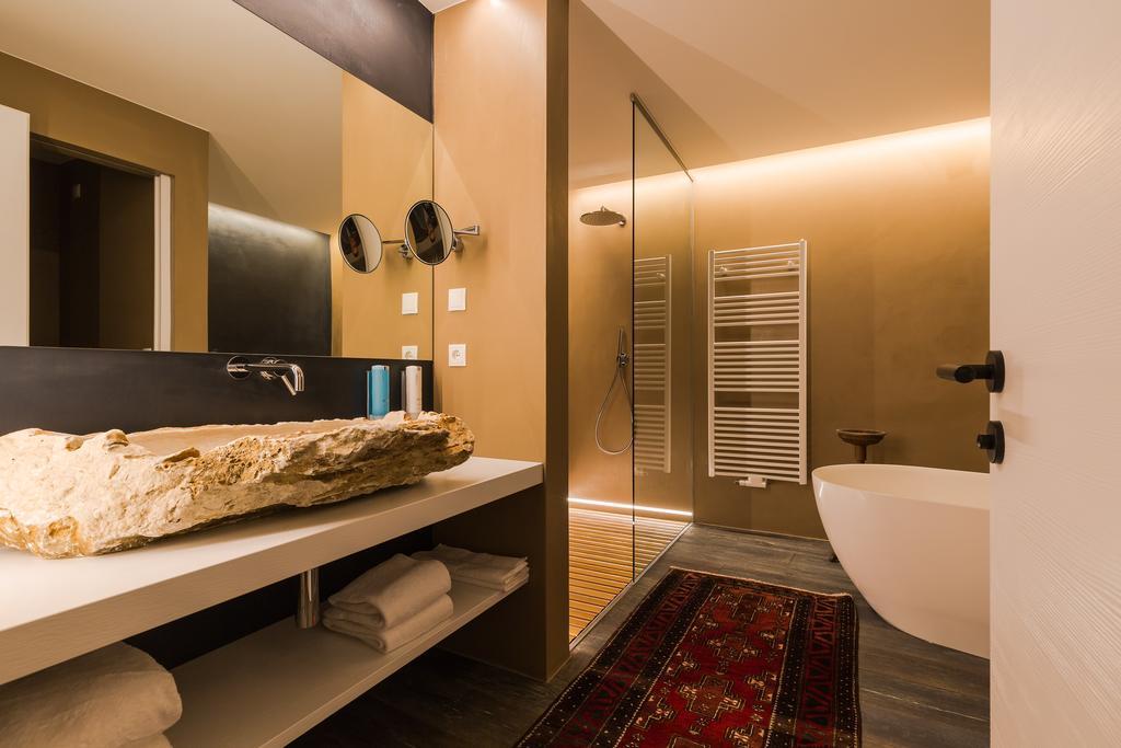 Adler Suite & Stube วิลลาบาสซา ภายนอก รูปภาพ