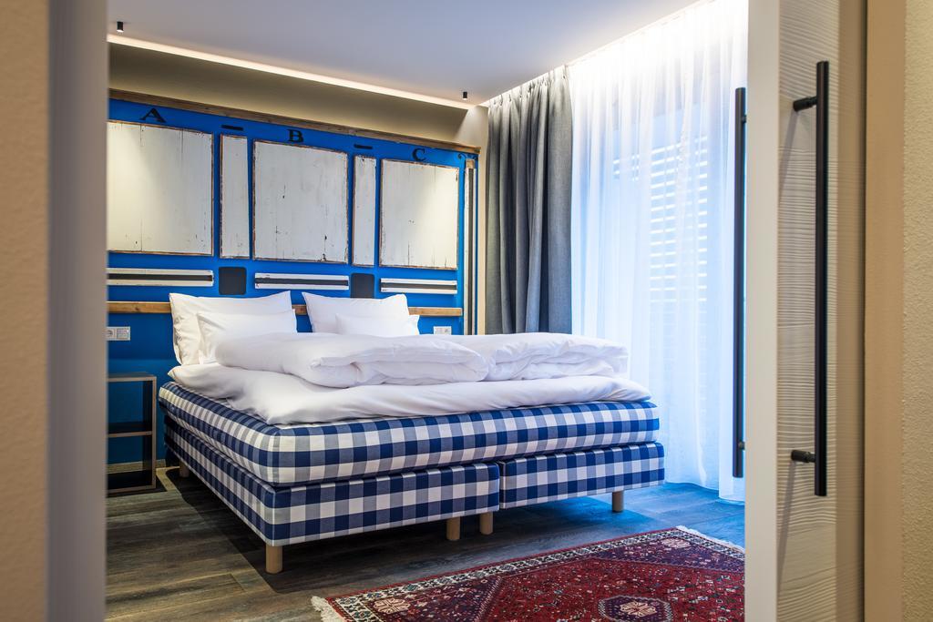 Adler Suite & Stube วิลลาบาสซา ภายนอก รูปภาพ