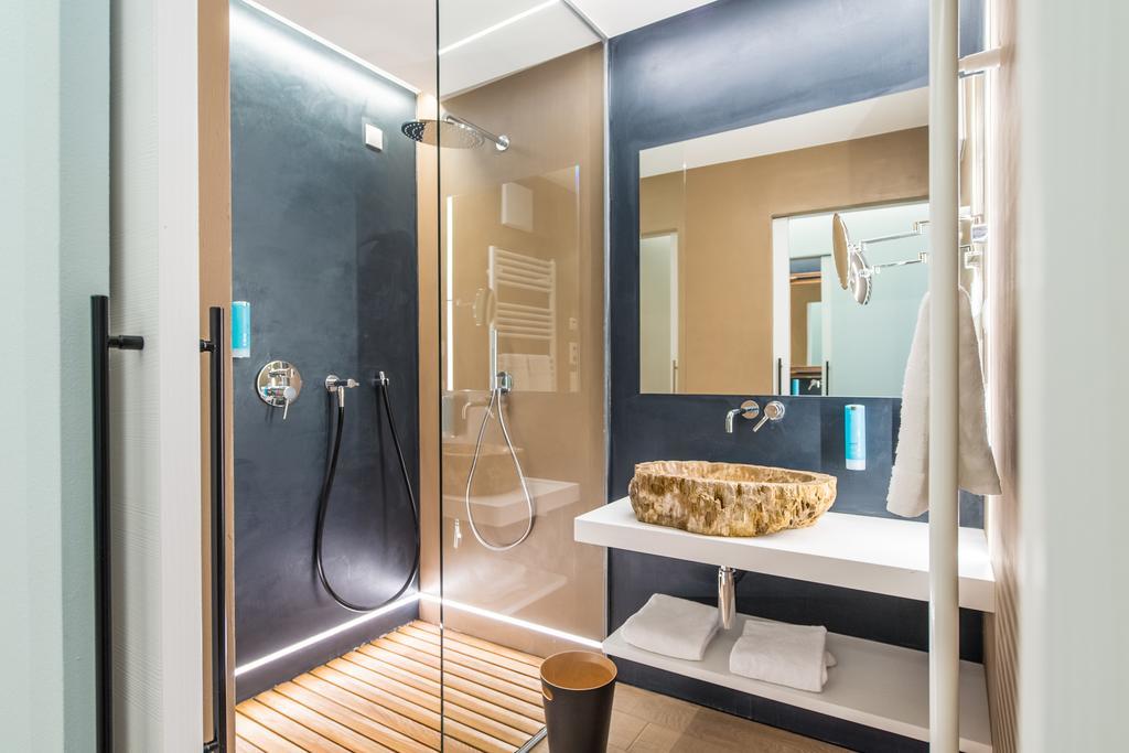 Adler Suite & Stube วิลลาบาสซา ภายนอก รูปภาพ